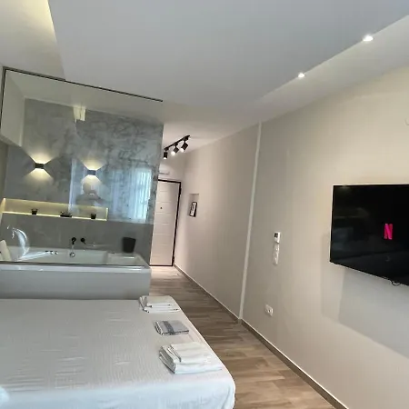 公寓 Jacuzzi Ladadika 塞萨洛尼基