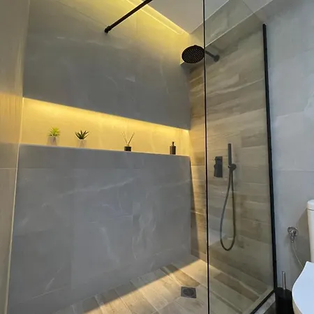 公寓 Jacuzzi Ladadika