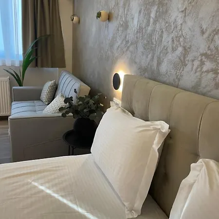 Jacuzzi Ladadika * 塞萨洛尼基